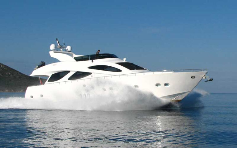 SEAWIDE - Under way