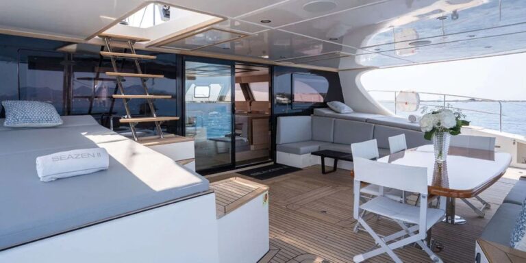 Exterior Relaxation Area With Dining