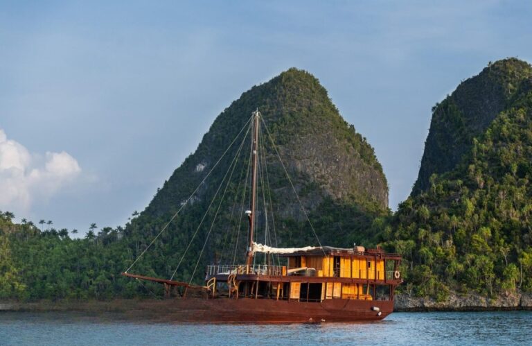 Luxury Superyacht SEQUOIA