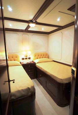 SILVIA M -  Twin Cabin