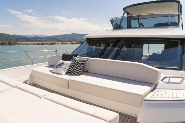 Bow Seating