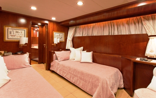 SIRAHMY - Twin Cabin