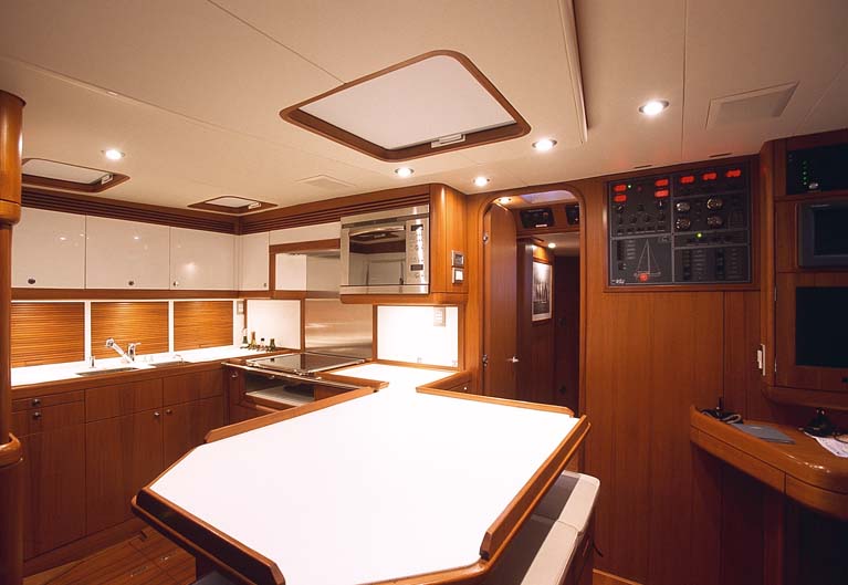 SKIP N BOU yacht - Galley
