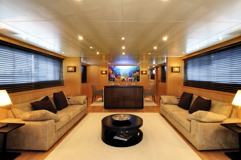 SL100 ARIA -  Main Salon