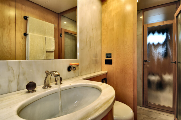 SL100 ARIA -  Master Ensuite