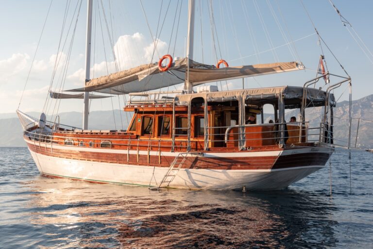 Gulet SLANO - Stern view