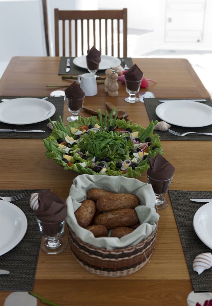 SLIVOCHKA -  Al Fresco Dining Detail