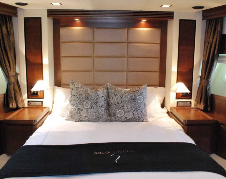 SOLO CONTIGO -  VIP Cabin