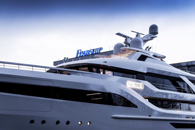 SOMNIUM At Feadship