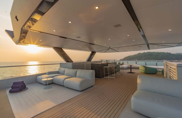 Exterior Relaxation Area