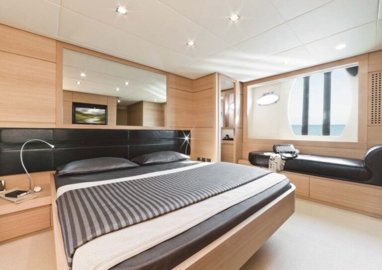 SPLENDID V - Master Cabin