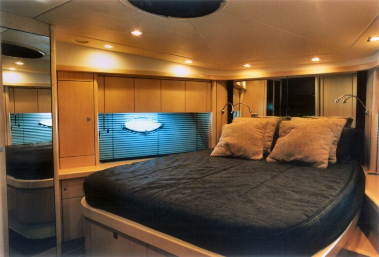 STELLA DELTA - Master Cabin 2