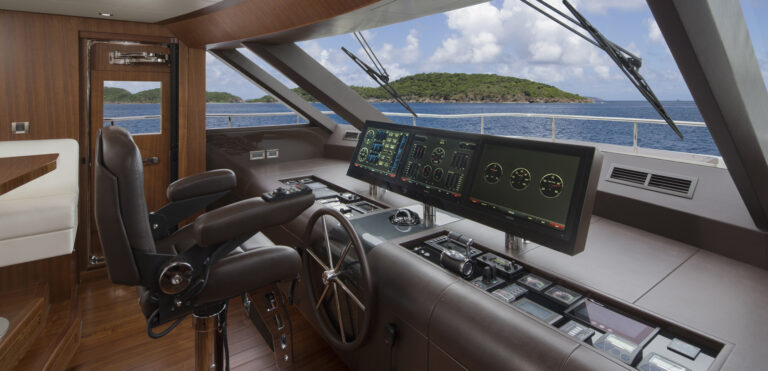 Helm Station