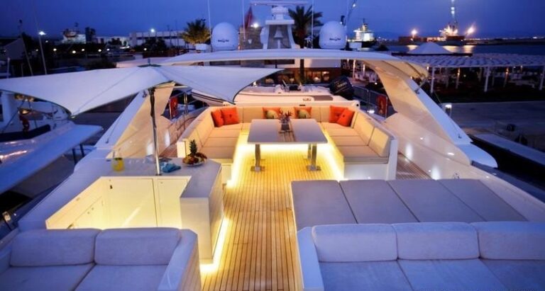SUN KISS - Sundeck by night