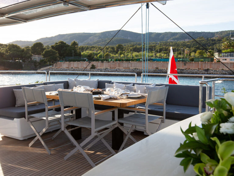 Dining Alfresco