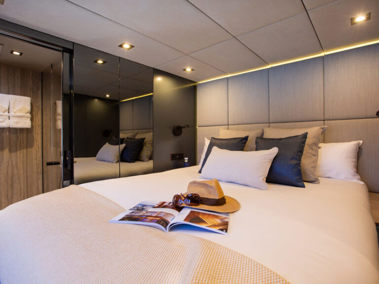 Double Cabin