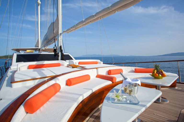 SUNDECK SUN