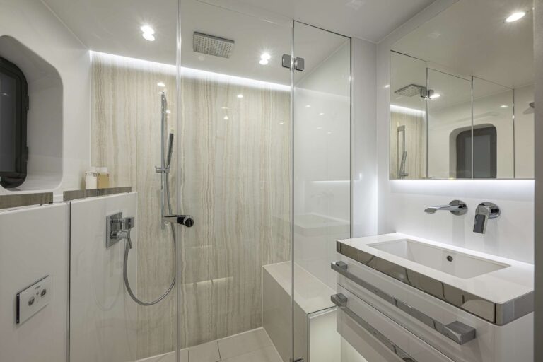 Master Ensuite