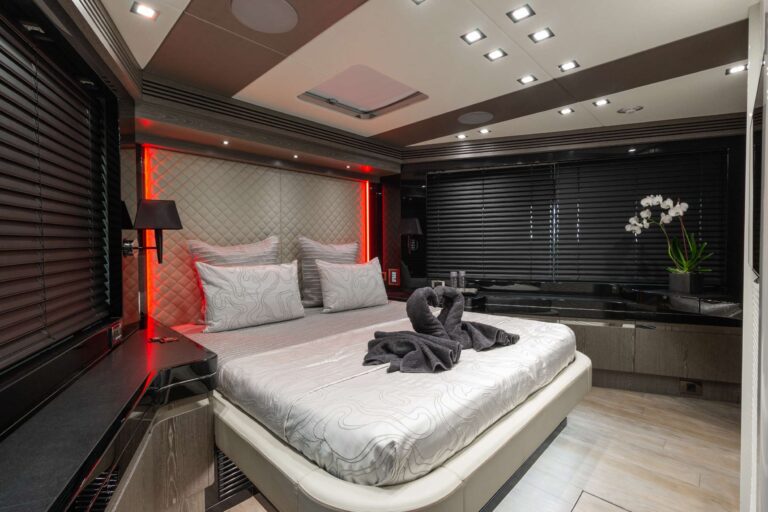 VIP Cabin