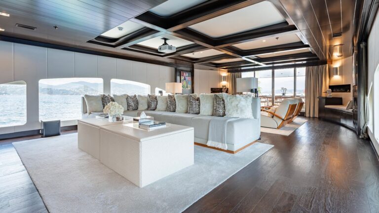 Upper Deck Salon