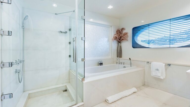 Master Ensuite