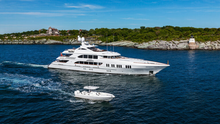 Aspen Alternative Superyacht