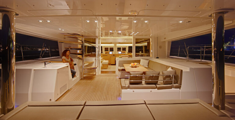 SY A2 - aft deck