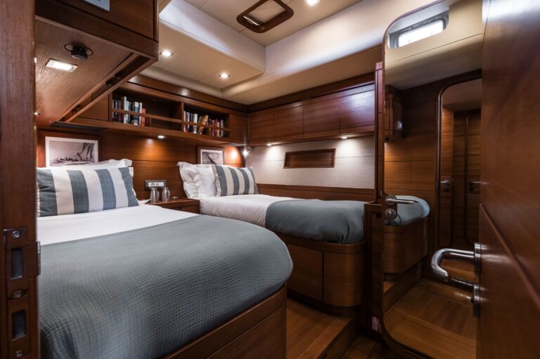 Twin Cabin