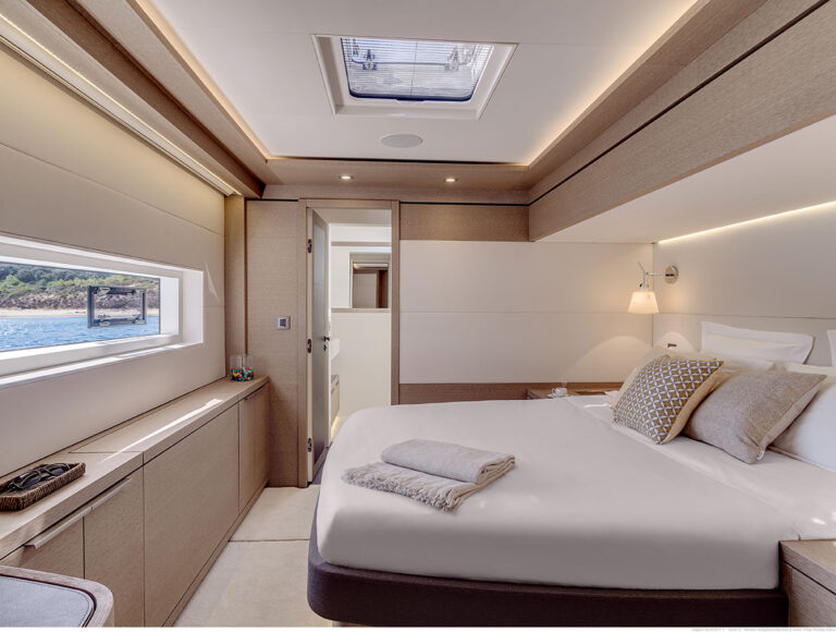 Double Cabin