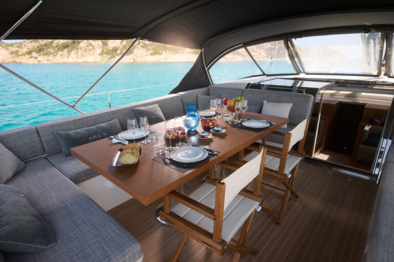 Cockpit Dining
