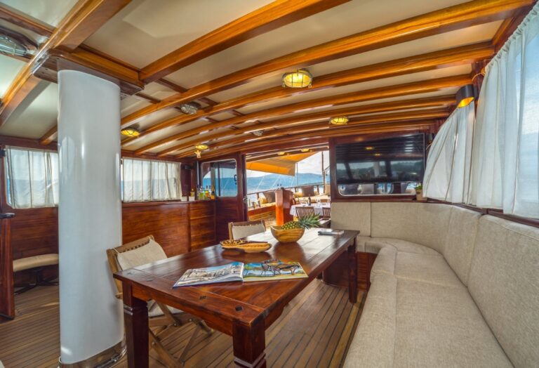 Exterior Relaxation Area With Dining