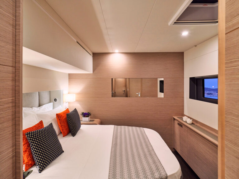 Double Cabin For Guests