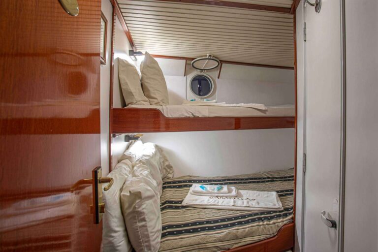 Bunk Cabin