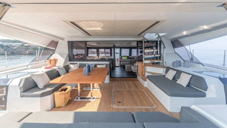 Aft Cockpit