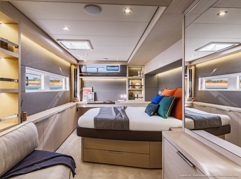 Master Suite (sistership)