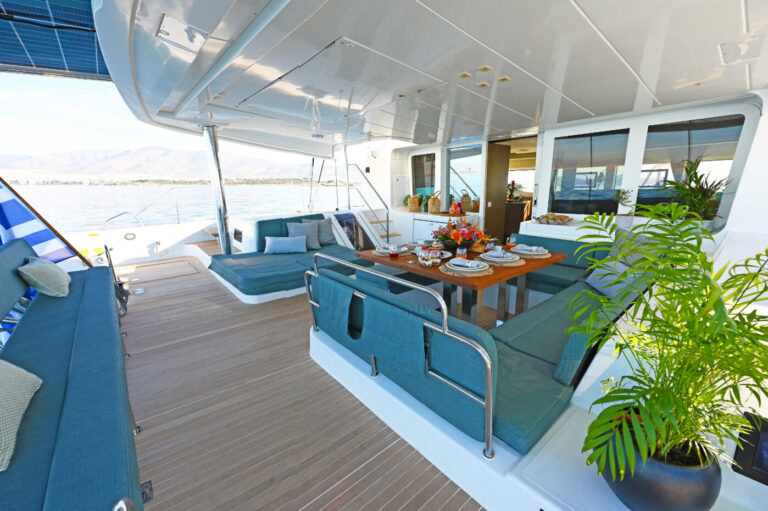 Aft Cockpit