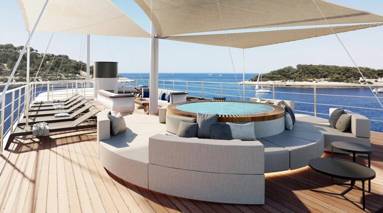 Sun Deck Jacuzzi