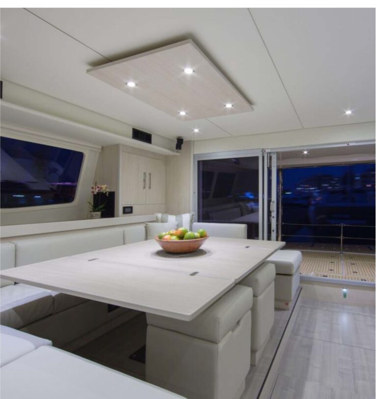 Main Salon Dining