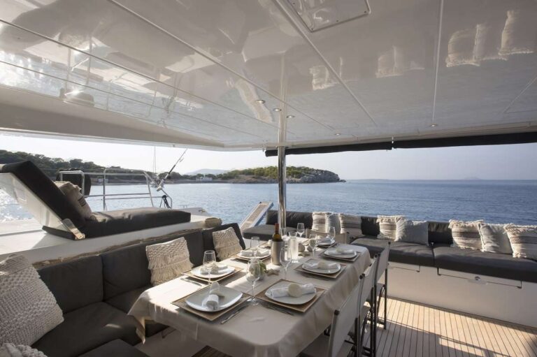 Al Fresco Dining Set Up