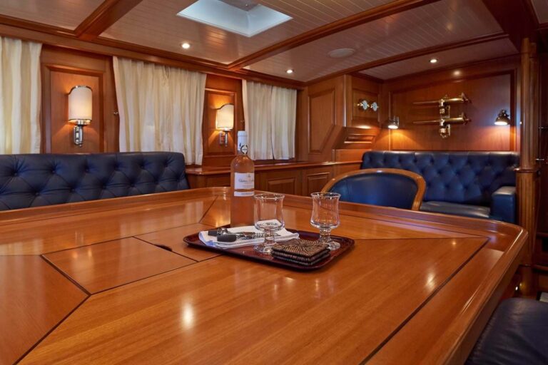 Saloon