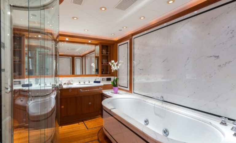 Master Ensuite
