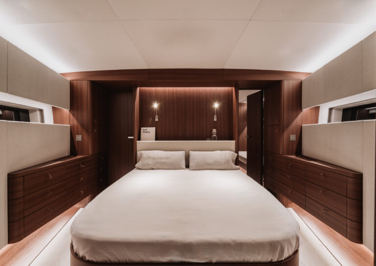 Double Cabin