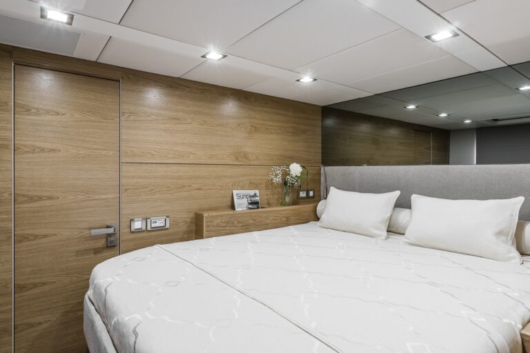 Double Cabin