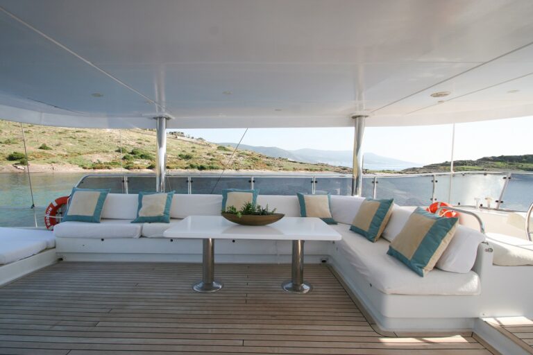 Flybridge Seating