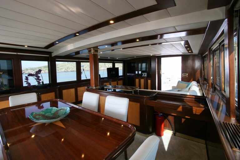 Main Salon Dining