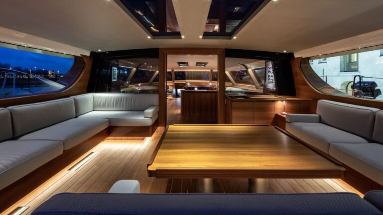 Saloon
