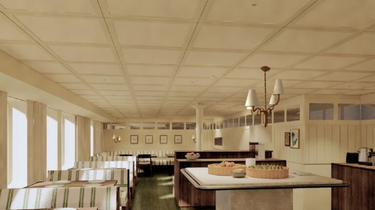 Dining Salon