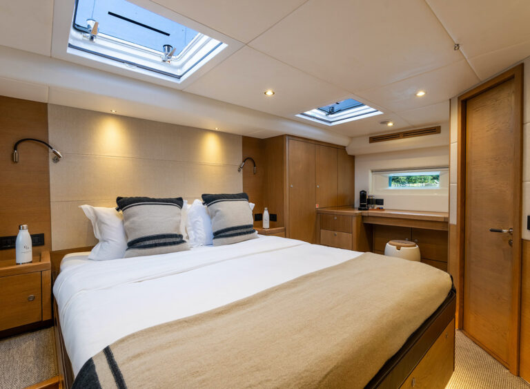 Double Cabin For Guests
