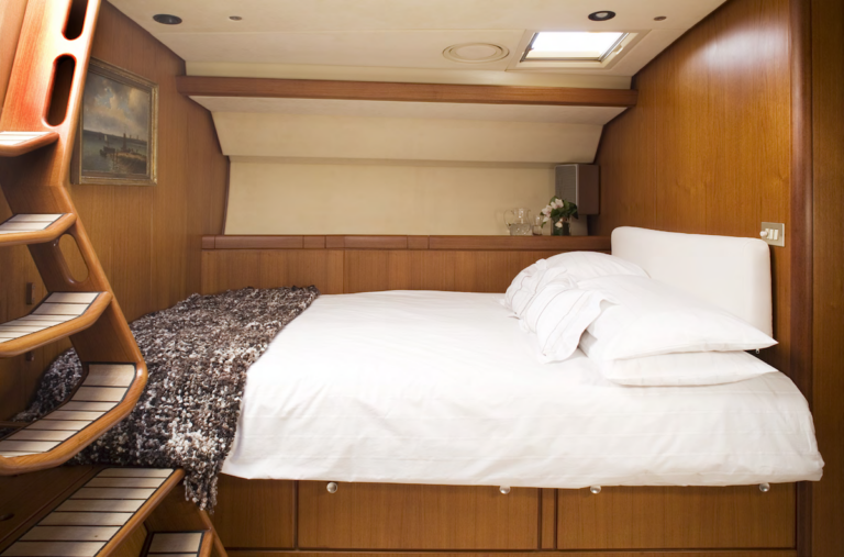 Double Cabin
