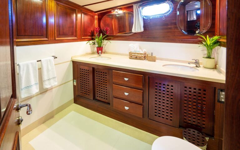 Ensuite